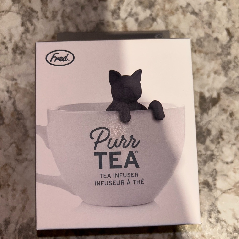 Cat tea infuser